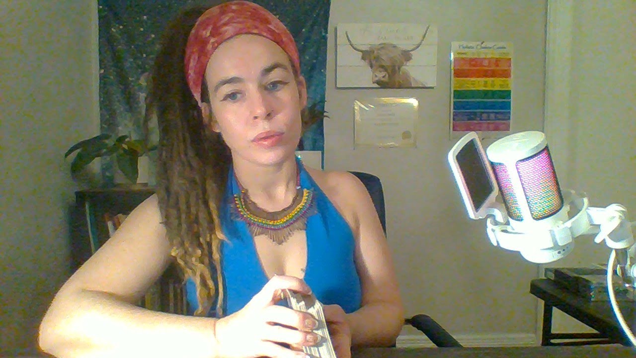 An unrequited lover is a serial k!ller who is friends w/a thieving family member thats in bad health