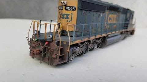 Weathered Scaletrains rivet counter Sd40-3, csx 4046.