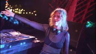 Henri Bergmann plays 