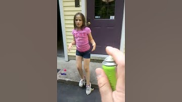 Spraying Tea and Nonna Pina with Goofy String