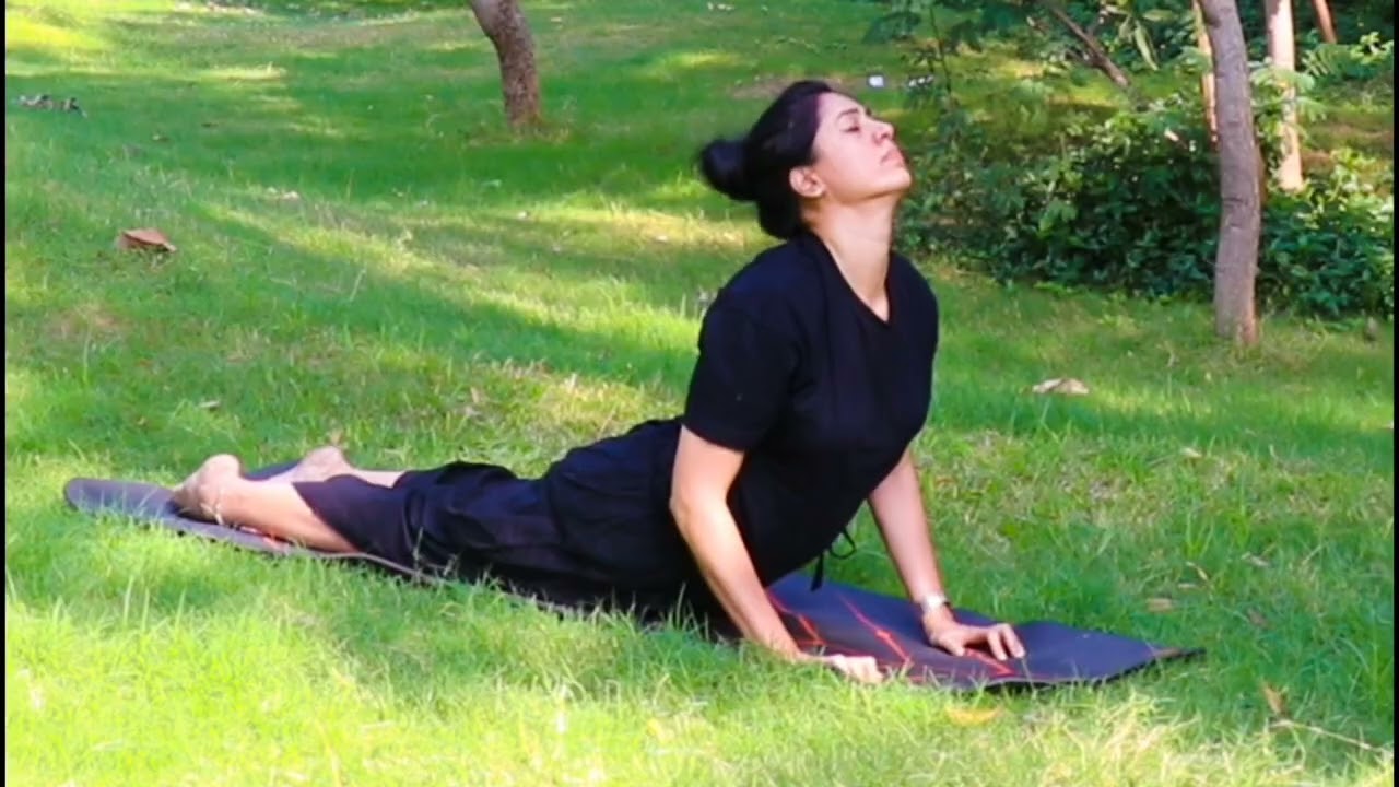 Hatha Yoga Surya Namaskar | Traditional 12-Step Sun Salutation Tutorial | Step-by-Step Alignment.