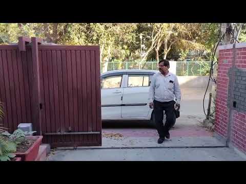 Sliding gate motor installation, smooth and smart