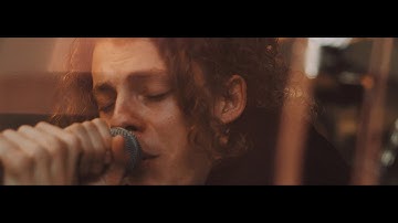 Lifeline - Lovely (OFFICIAL MUSIC VIDEO)