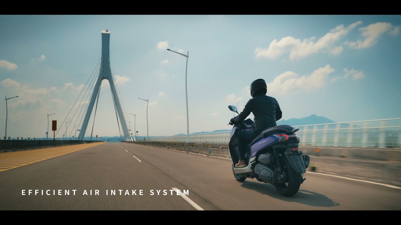 MAXSYM 400 ABS / TCS