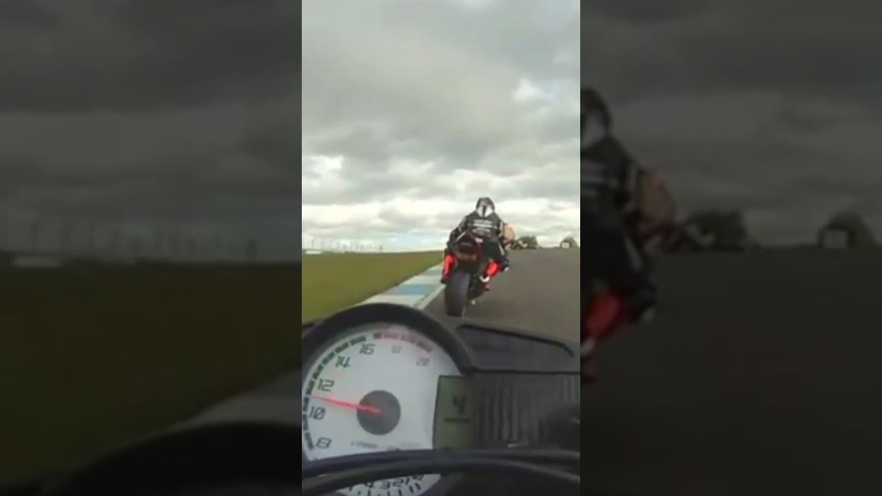 Thundersport GB Elite 600.  Donington Park 2014. First lap 