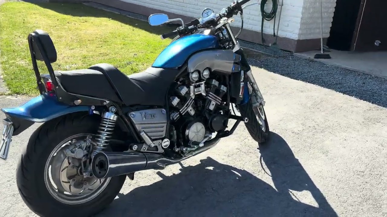 Yamaha V-max 1200CC vm-1992 - YouTube