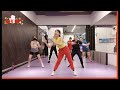 一起兔two兔 | Jestinna Kuan &amp; Kuans Family | 2023洗脑新年歌 | Zumba Dance Version | 新年歌一起跳