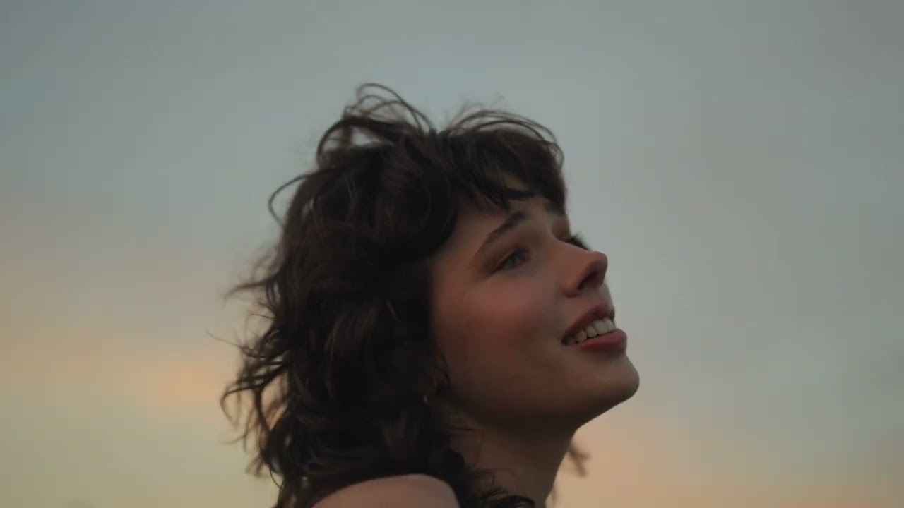 Sounds of Blackfox - Can’t Help Myself (Official Music Video)