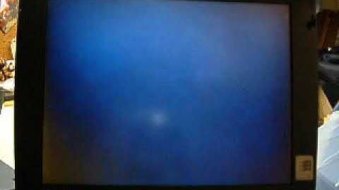 Booting Tinycore Linux 1.5.1 on an old Compaq Presario