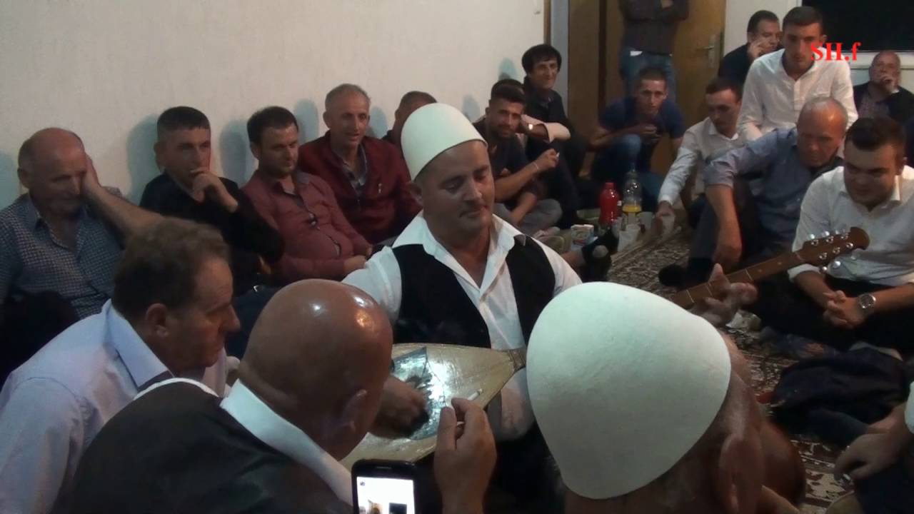 Jahir Nuredini.Interpreton dy kenge mjafte interesante