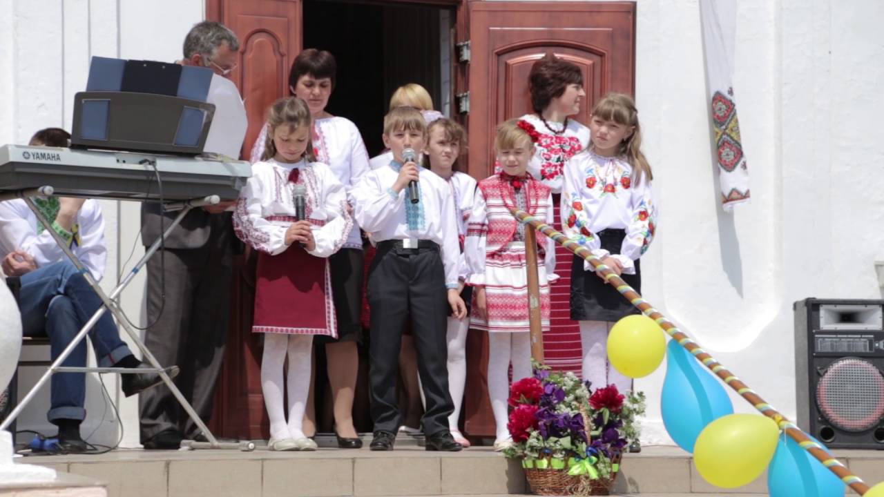 День вишиванки (свято) у Крукеницькій ЗОШ І-ІІІ ступенів 2016