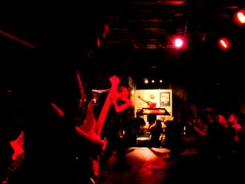 Six Feet Under In Ybor 2011 Ending Set With Cannibal Corpse Song Hammer Smashed Face Six Feet Under In Ybor 2011 Ending Set With Cannibal Corpse Song Hammer Smashed Face