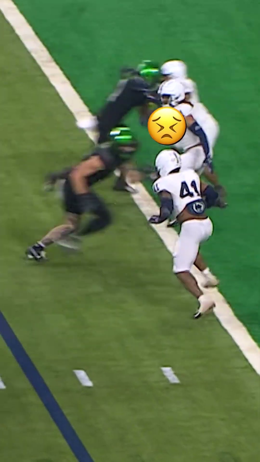 Ummm ? #collegefootball #Bigtenfootball #Oregonfootball #Pennstatefootball #gross #disgust #football