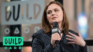 Emily Deschanel Discusses "Bones" In The Social Media Age
