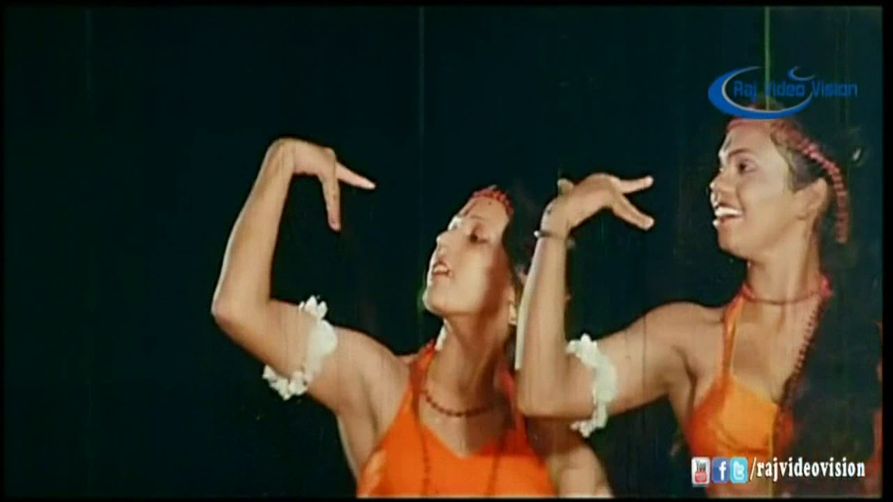 Rathiri Nerathu Poojayil HD 720p Video Songs