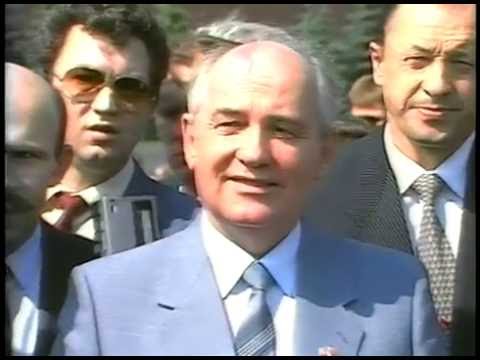 Video: Valor neto de Mikhail Gorbachev: Wiki, casado, familia, boda, salario, hermanos