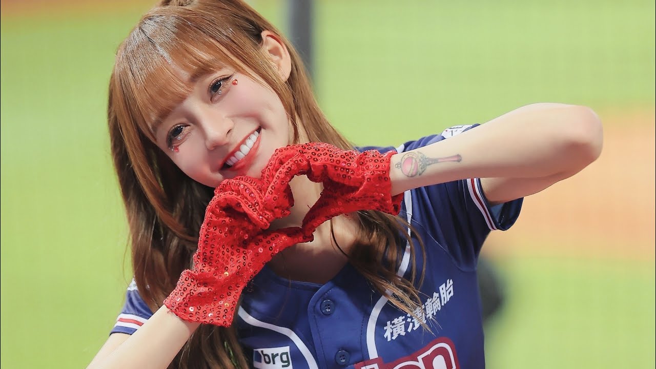 可愛くてごめん🐱‪♡‬ - YouTube