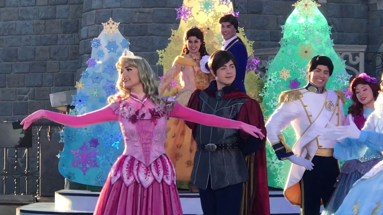 The Royal Sparkling Winter Waltz