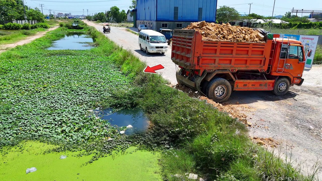 OMG!  New Landfill Site Formed!! Use Dozer & Dump Truck 5-Ton into Water Delete the canal,Mix VDO