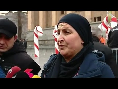 აქცია პარლამენტთან