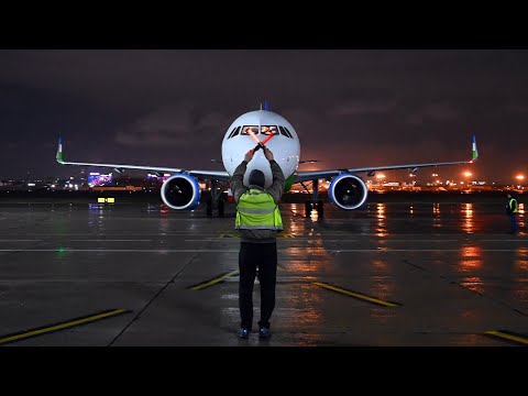 Video: Airbus A321 канча турат