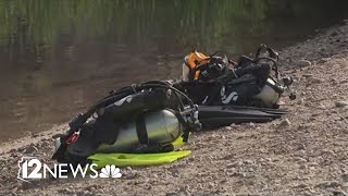 1 dead, 1 missing after swimmers go underwater in Salt River