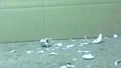 Slow Motion - Light Bulb Smash