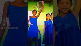 Eu Dançando Com Minha Prima