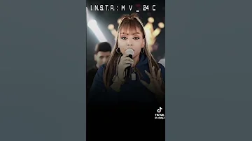 عنود الاسمر على فكرة اني لا اشجع ريال ولا برشلونة بس على السوو بيكم اشمرو روحكم من البلكونة 
