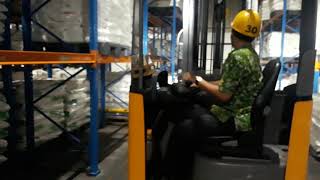 Forklift ETVC16/ JUNGHENRICH/ kerja, logistics, gudang.