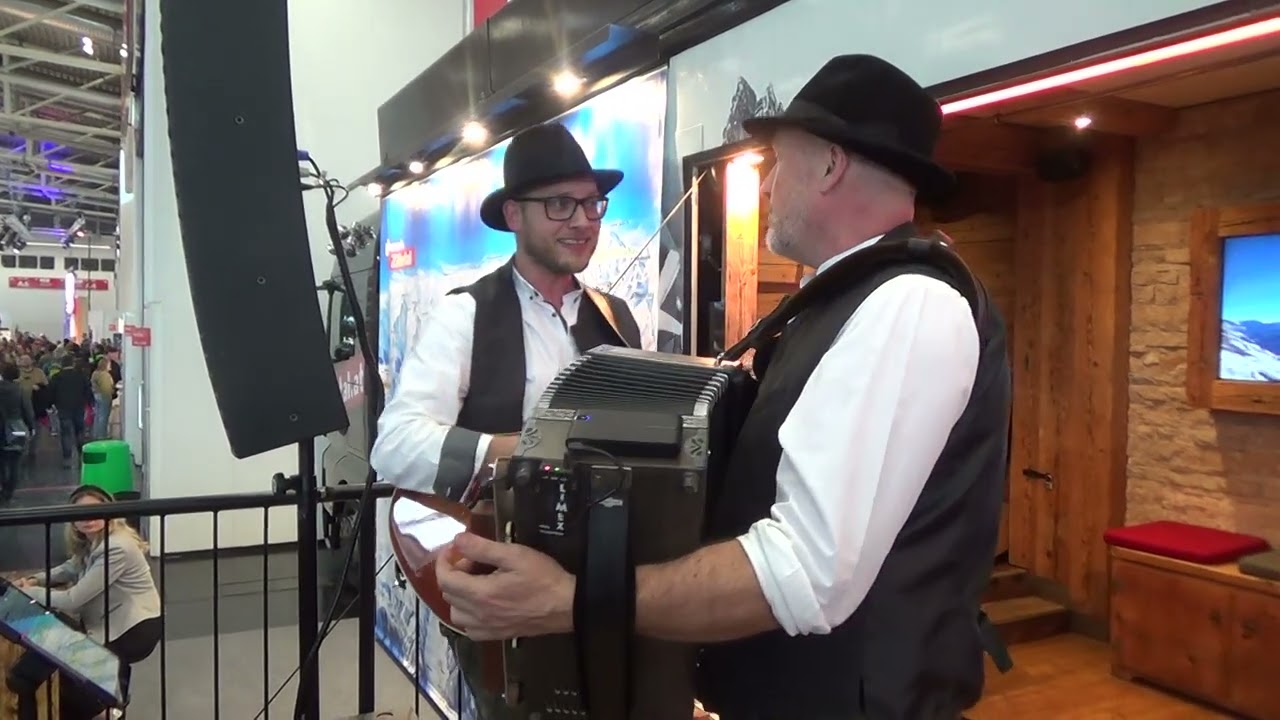 FREE Tourismusmesse München 2026 - ZILLERTAL Österreich - Da Dickacha und da Rauthäusla