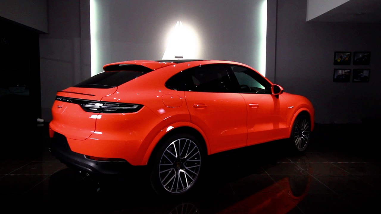 Porsche cayenne orange