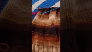 Ouais, Je Tricote un Pull! (c'est ma premier)