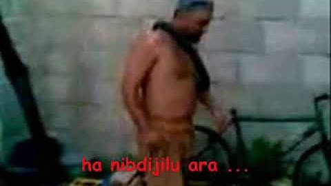 Typical Maltese Old Guy mekkanik tar roti