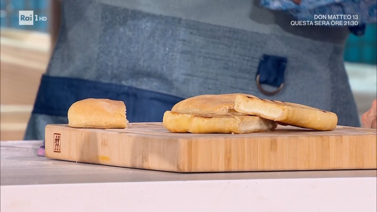 Focaccine al formaggio - È sempre mezzogiorno 22/05/2025