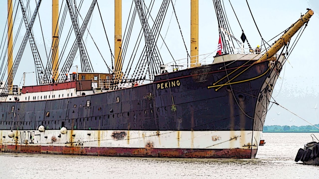 Ghost Ship Peking From New York Arriving In Hamburg Heavy Lift Ship Youtube
