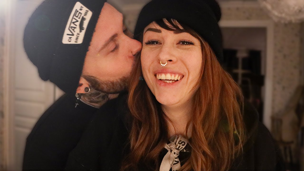 NU FLYTTAR VI IHOP! ❤ Flyttvlogg