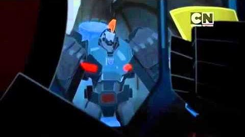 Transformers robots in disguise overload vs autobots