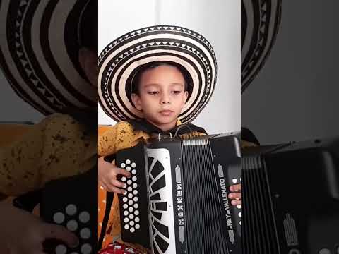 María Espejo 🪗🎶