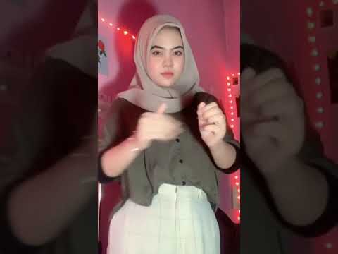 tiktok jilbab ketat tanam toge di gunung gede rasa buah semangka mantap