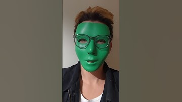 Reading the entire Shrek script 1 word per day #1624 "So,"