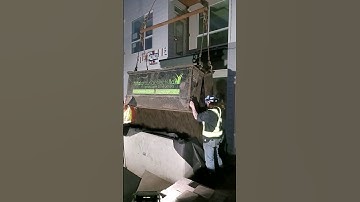 Landscapers - Open Clamshell Crane Bucket