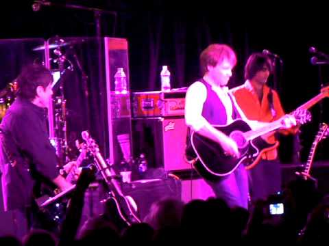 Jon Bon Jovi and Friends -Janie Don't You Take Your Love To Town - Starland Ballroom - 2-23-09