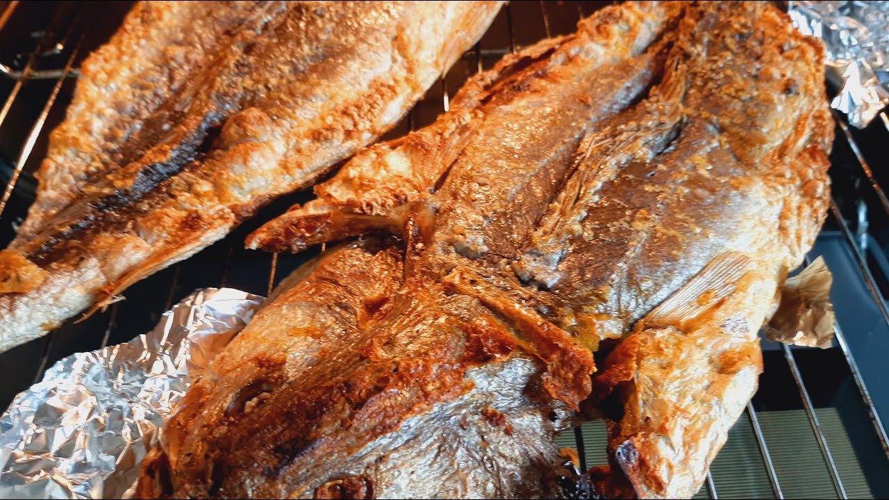 Eesy way to make Smoke Fish How to dry fish in the oven at home YouTube