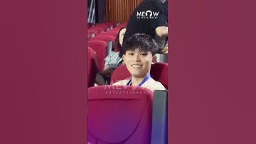 Hồ Văn Cường cười rạng rỡ có mặt sớm tại buổi duyệt chương trình cho đại nhạc hội