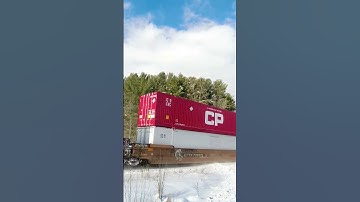 Fast moving southbound @ Lovering Ontario on the CP Railway MacTier Sub. Dec. 21, 2022 #shorts #