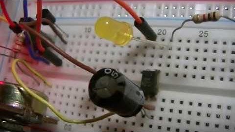 Super simple tone generator(controlled with a DIY 555 timer).