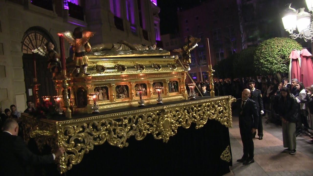 Semana Santa Ciudad Real 2022 Viernes Santo por la tarde El Sepulcro ...