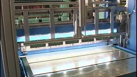 SHEETER FOR POLYESTER & POLYCARBONATE WITH SPECIAL STACKING DEVICE