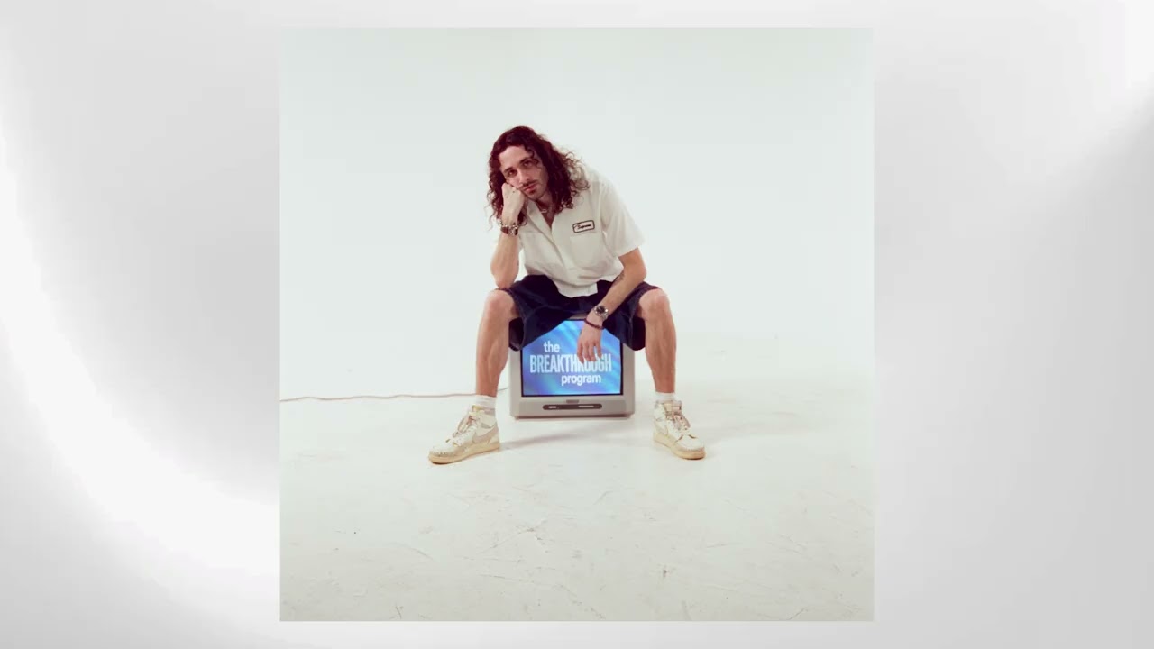 Cam English - Bruce (Official Audio) auf YouTube ansehen Cam English - Bruce (Official Audio) auf YouTube ansehen